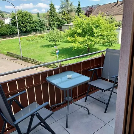 Weingut-ferienwohnungen Lorenz - Nur Urlaubsgaeste Oberemmel