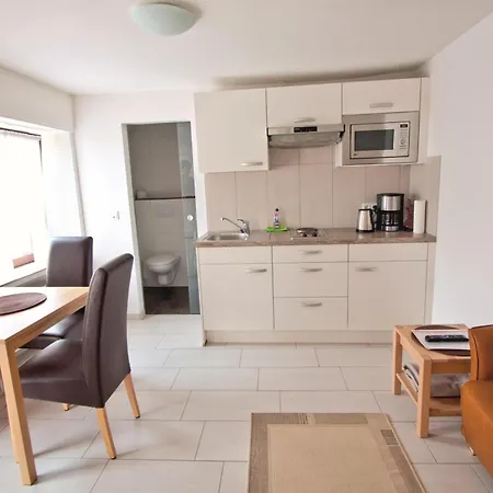 Weingut-ferienwohnungen Lorenz - Nur Urlaubsgaeste Apartamento Oberemmel