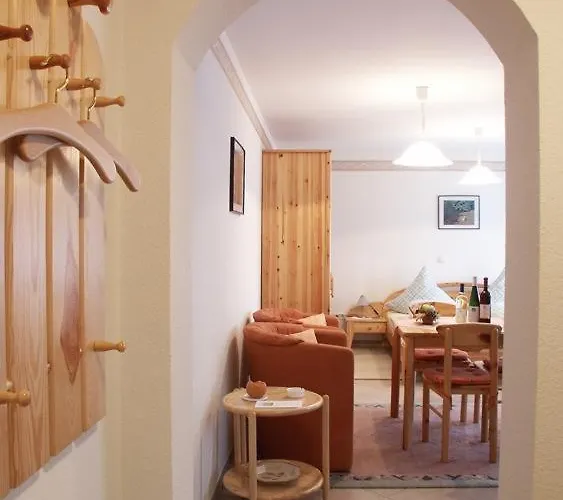 Weingut-ferienwohnungen Lorenz - Nur Urlaubsgaeste Апартаменты *