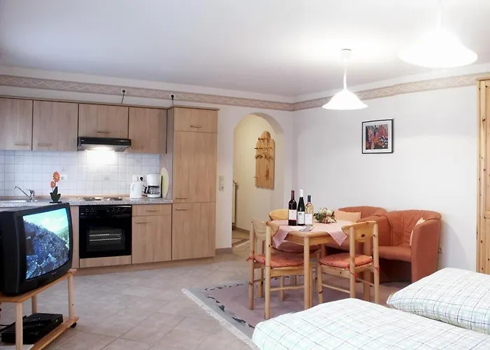 Weingut-ferienwohnungen Lorenz - Nur Urlaubsgaeste * Oberemmel