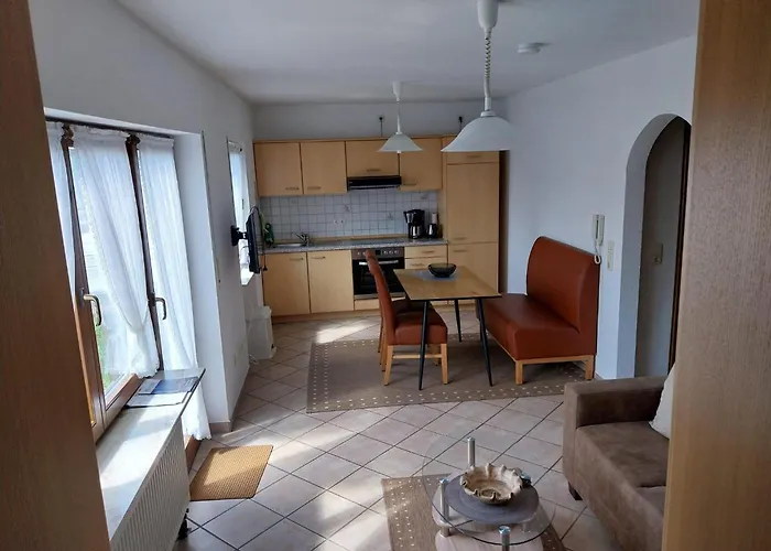 Weingut-ferienwohnungen Lorenz - Nur Urlaubsgaeste