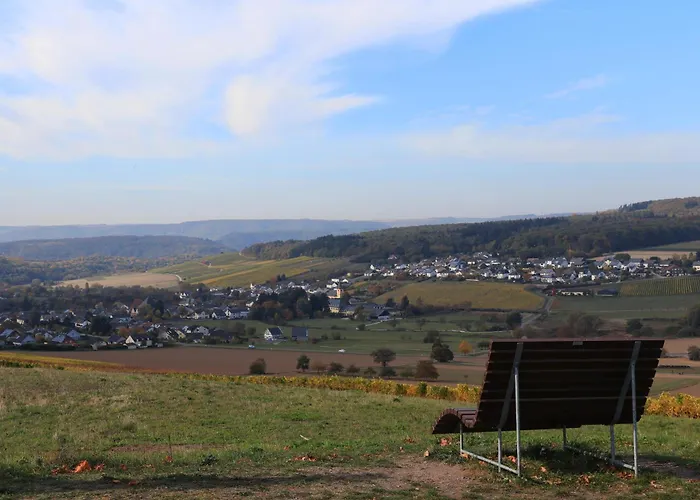 Weingut-ferienwohnungen Lorenz - Nur Urlaubsgaeste
